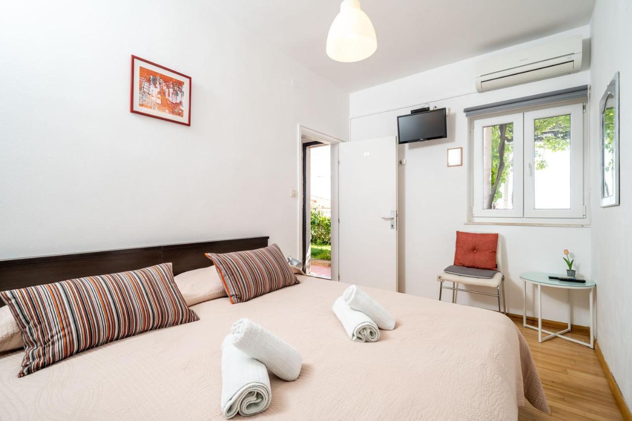 Rooms Rose Дубровник Екстериор снимка